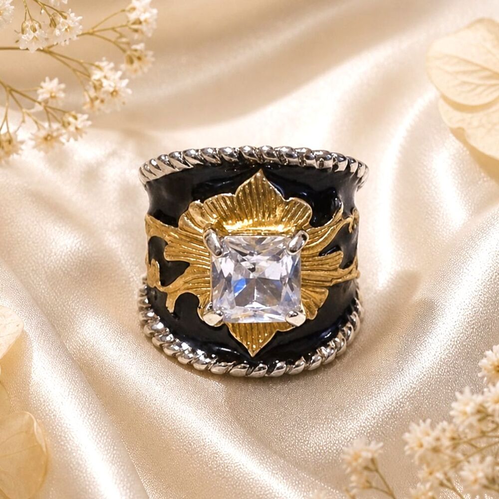 Black Enamel Square Cut Crystal Solitaire Fashion Statement Ring Size 7 3/4